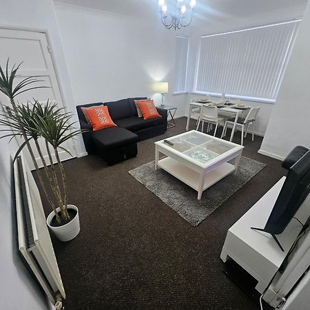 Nariken Apartments, Cardiff Buitenkant foto